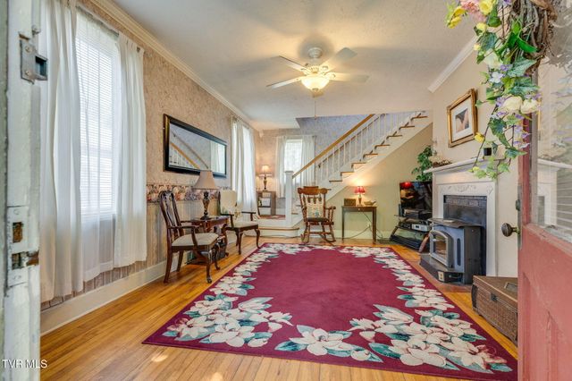 375 Pine Hill Road, Elizabethton, TN 37643