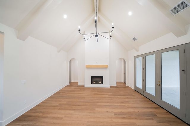 3805 Suren Way, Longview, TX 75604