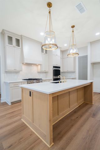 3805 Suren Way, Longview, TX 75604