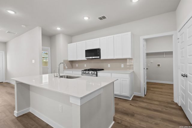 5623 Franklin Hills, Von Ormy, TX 78073