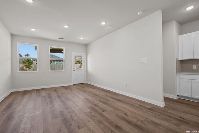 5623 Franklin Hills, Von Ormy, TX 78073