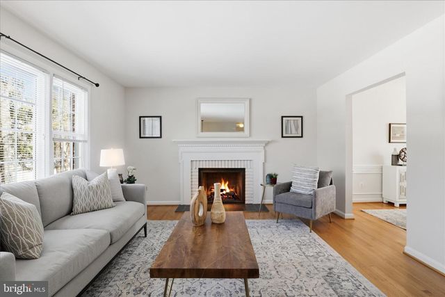 3519 WOODBURN RD, Annandale, VA 22003