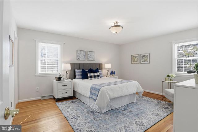 3519 WOODBURN RD, Annandale, VA 22003