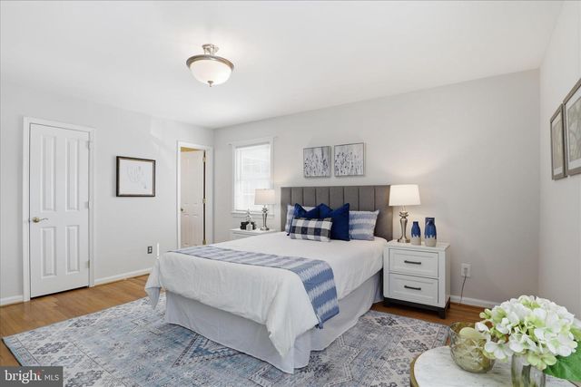 3519 WOODBURN RD, Annandale, VA 22003