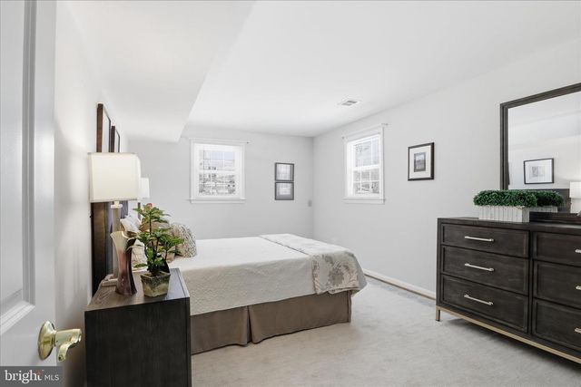 3519 WOODBURN RD, Annandale, VA 22003