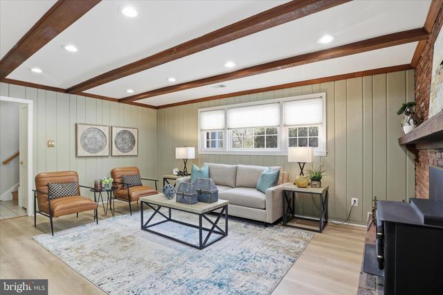 3519 WOODBURN RD, Annandale, VA 22003