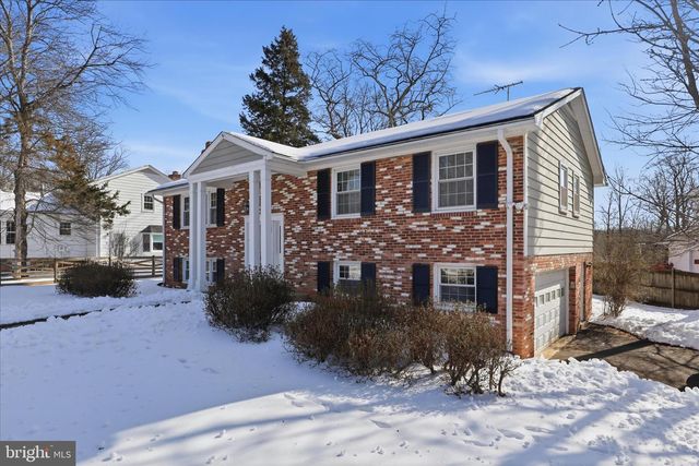 3519 WOODBURN RD, Annandale, VA 22003