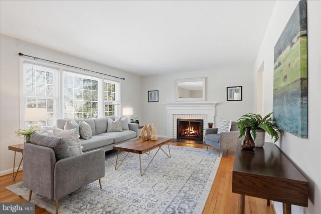 3519 WOODBURN RD, Annandale, VA 22003