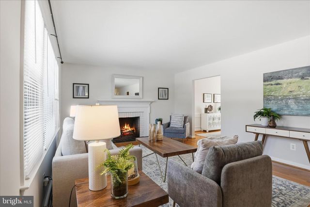 3519 WOODBURN RD, Annandale, VA 22003