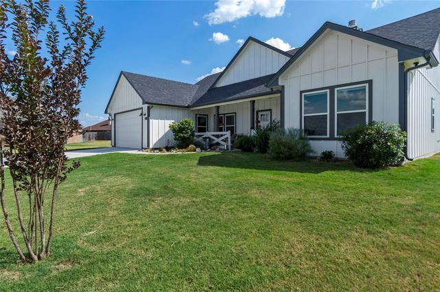 108 Daisy Court, Paradise, TX 76073