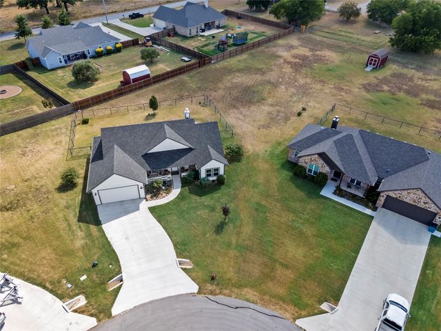 108 Daisy Court, Paradise, TX 76073
