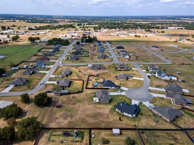 108 Daisy Court, Paradise, TX 76073