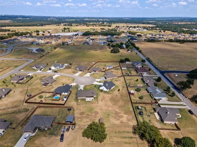 108 Daisy Court, Paradise, TX 76073
