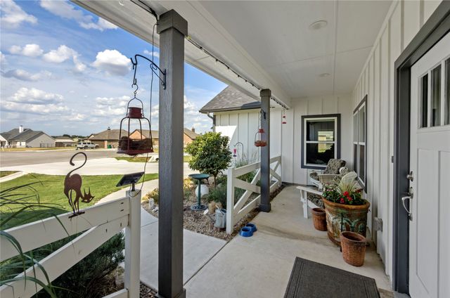 108 Daisy Court, Paradise, TX 76073