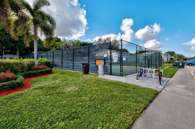 3076 Newport Q 3076, Deerfield Beach, FL 33442