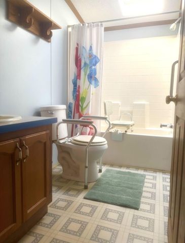 614 Linwood Avenue, Battle Creek, MI 49037