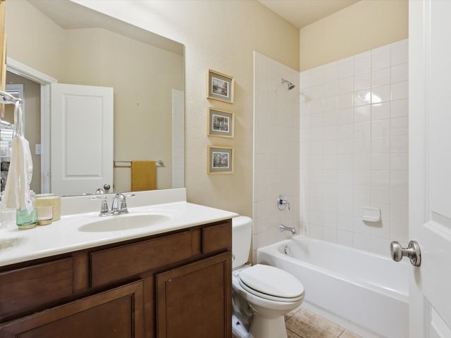 4817 Collinwood Avenue, Fort Worth, TX 76107