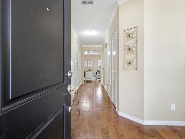 4817 Collinwood Avenue, Fort Worth, TX 76107