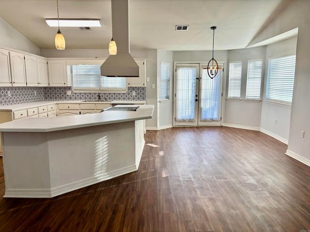 14 Birchwood Drive, Cabot, AR 72023