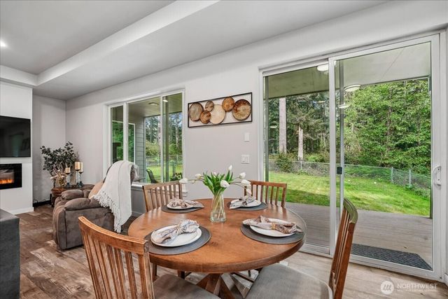 11714 Lake Place, Anderson Island, WA 98303