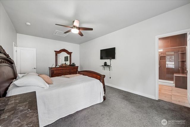 11714 Lake Place, Anderson Island, WA 98303