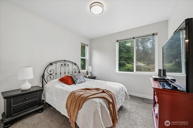 11714 Lake Place, Anderson Island, WA 98303