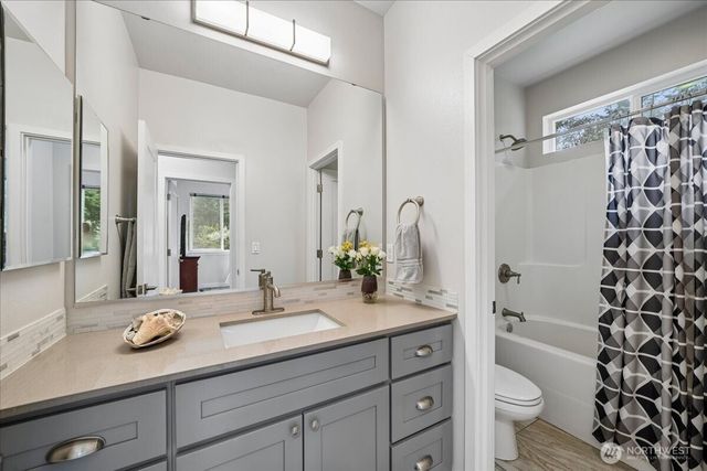 11714 Lake Place, Anderson Island, WA 98303