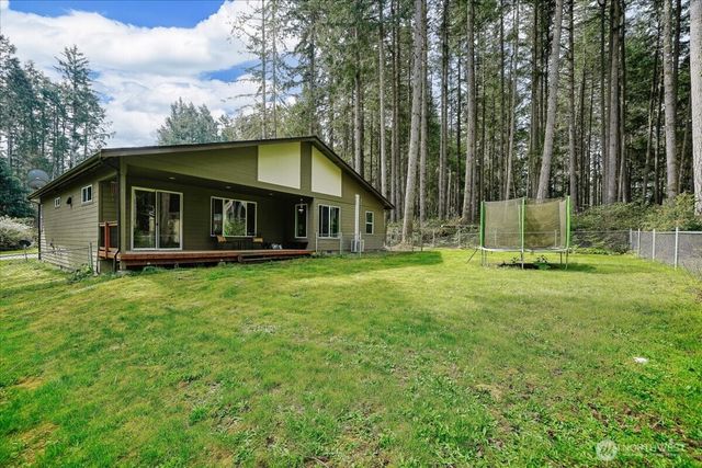 11714 Lake Place, Anderson Island, WA 98303
