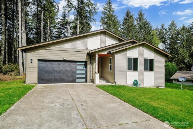 11714 Lake Place, Anderson Island, WA 98303