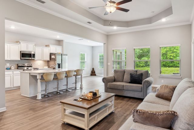 3608 Stormy Ln, Rockvale, TN 37153