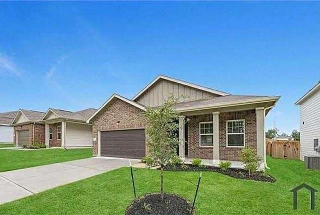 4929 McCoy Drive, Fort Worth, TX 76148