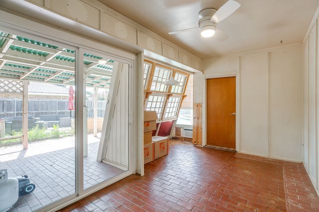 441 W Pleasantview Drive, Hurst, TX 76054