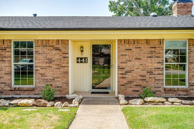 441 W Pleasantview Drive, Hurst, TX 76054