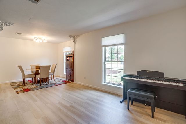 441 W Pleasantview Drive, Hurst, TX 76054