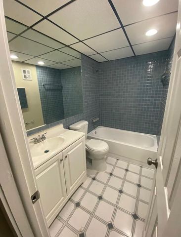 6796 SW 40th Street, Davie, FL 33314