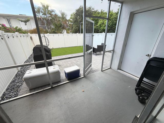 6796 SW 40th Street, Davie, FL 33314
