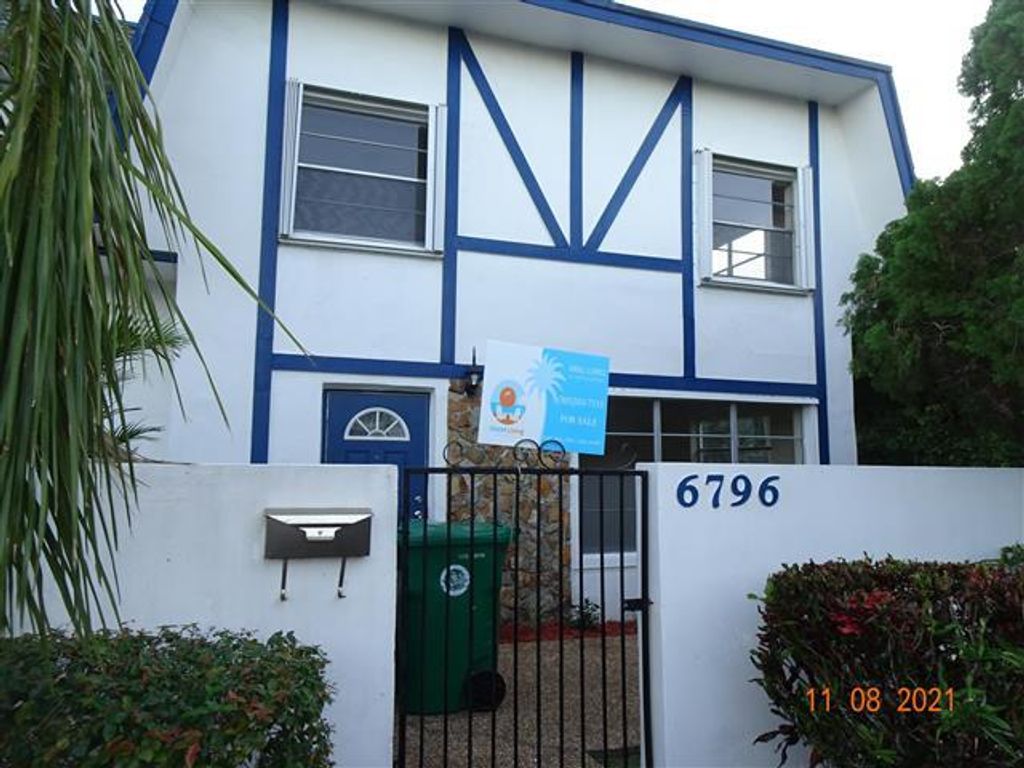 6796 SW 40th Street, Davie, FL 33314