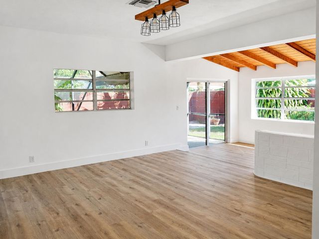 819 NE 2ND Court, Hallandale Beach, FL 33009