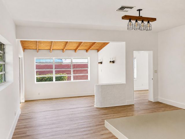 819 NE 2ND Court, Hallandale Beach, FL 33009