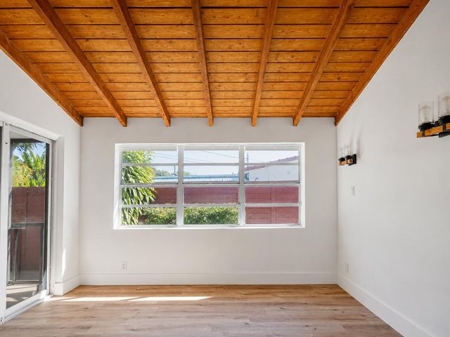 819 NE 2ND Court, Hallandale Beach, FL 33009