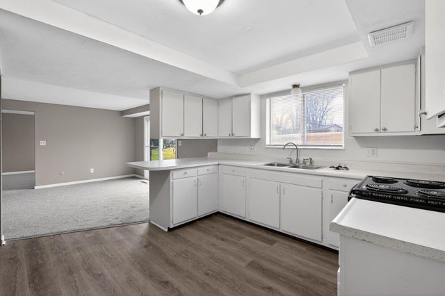 3678 Paris Boulevard, Westerville, OH 43081