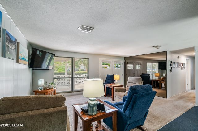 1708 Raleigh Avenue, Daytona Beach, FL 32117