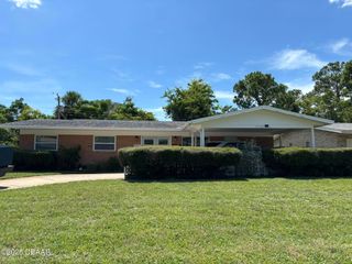 1708 Raleigh Avenue, Daytona Beach, FL 32117