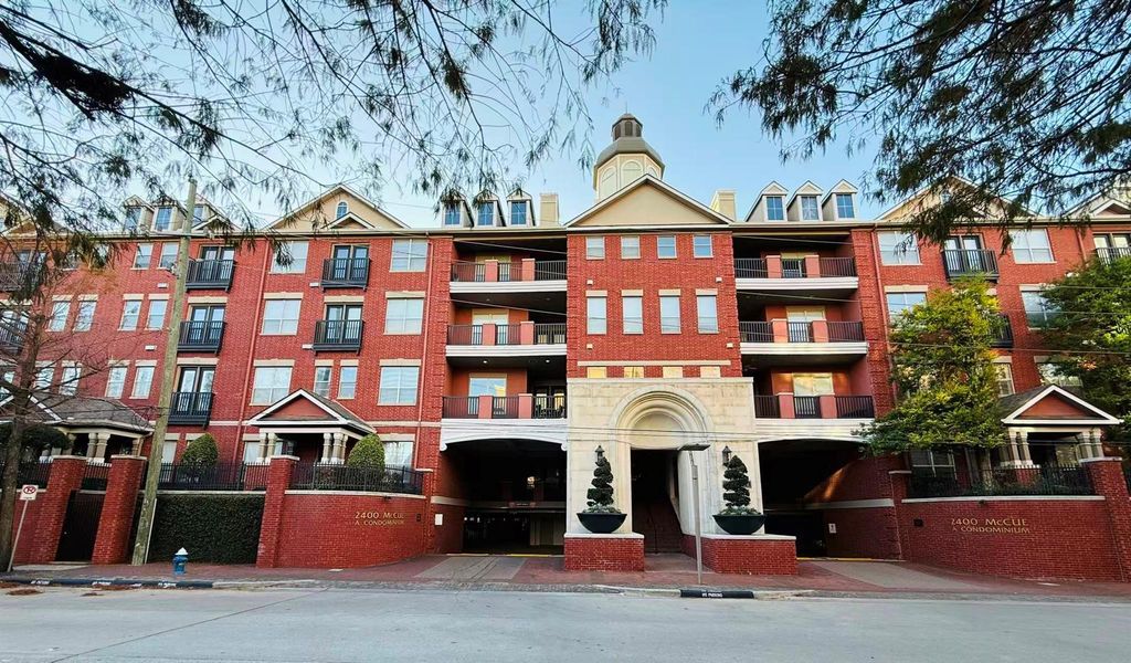 2400 Mccue Road 325, Houston, TX 77056