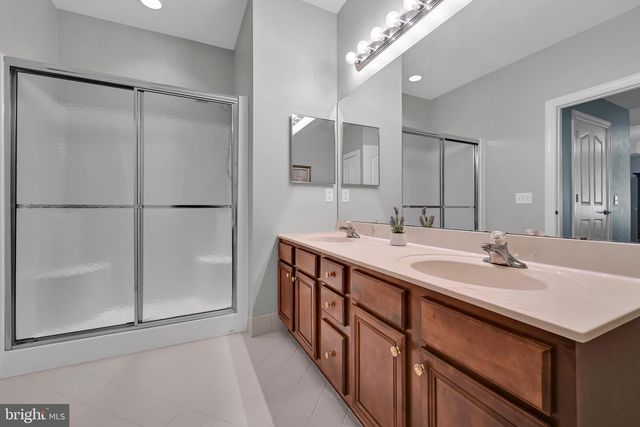 373 BRITTANY CT, Souderton, PA 18964
