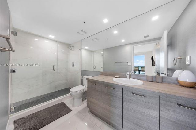 400 Sunny Isles Blvd 1603, Sunny Isles Beach, FL 33160