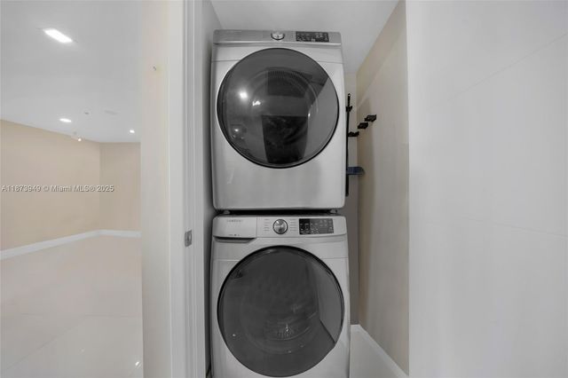 400 Sunny Isles Blvd 1603, Sunny Isles Beach, FL 33160