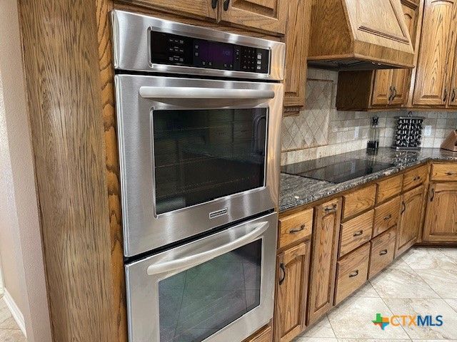 1529 East FM 485, Cameron, TX 76520