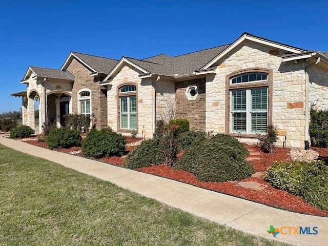 1529 East FM 485, Cameron, TX 76520