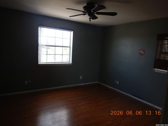616 Fern Meadow Dr, Universal City, TX 78148